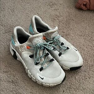 Women’s Nike metcons